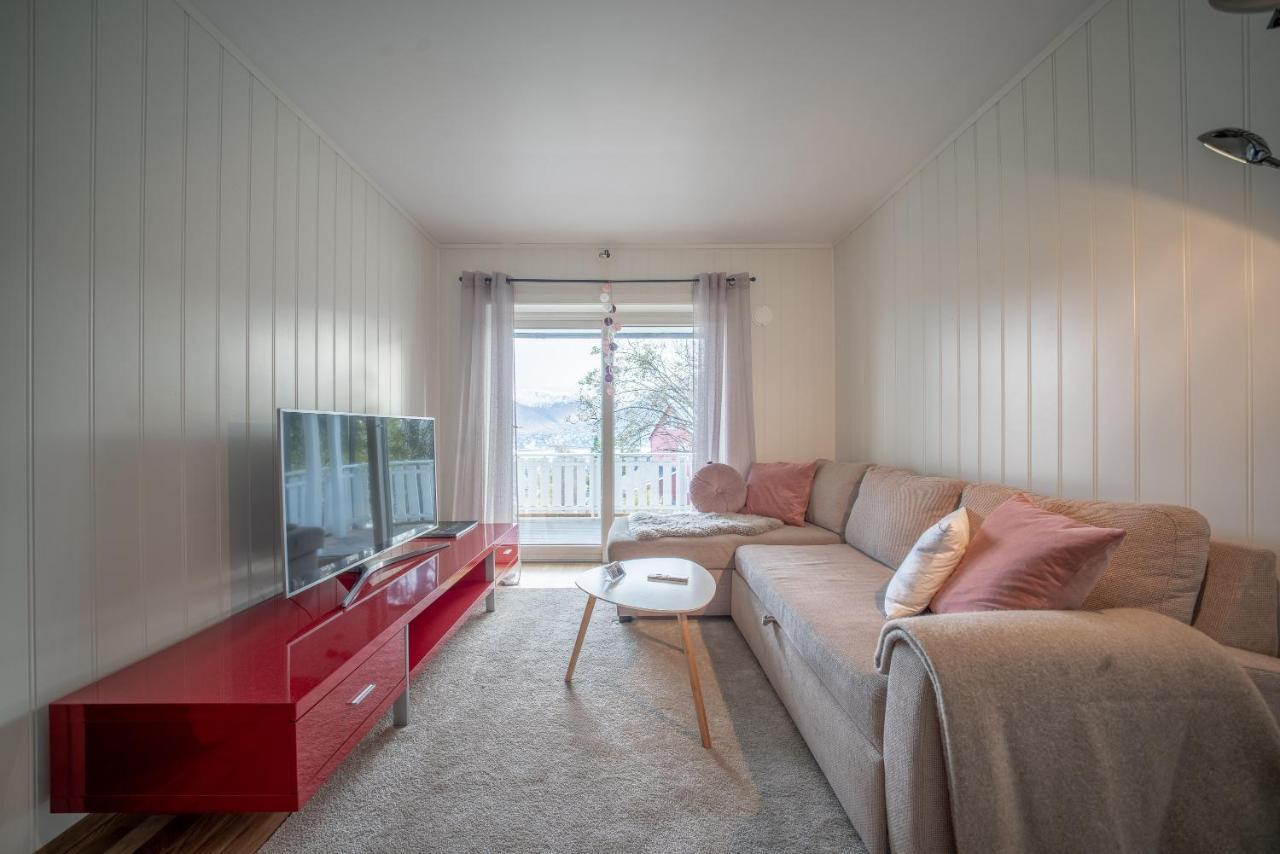 View Of Tromso Apartment ภายนอก รูปภาพ